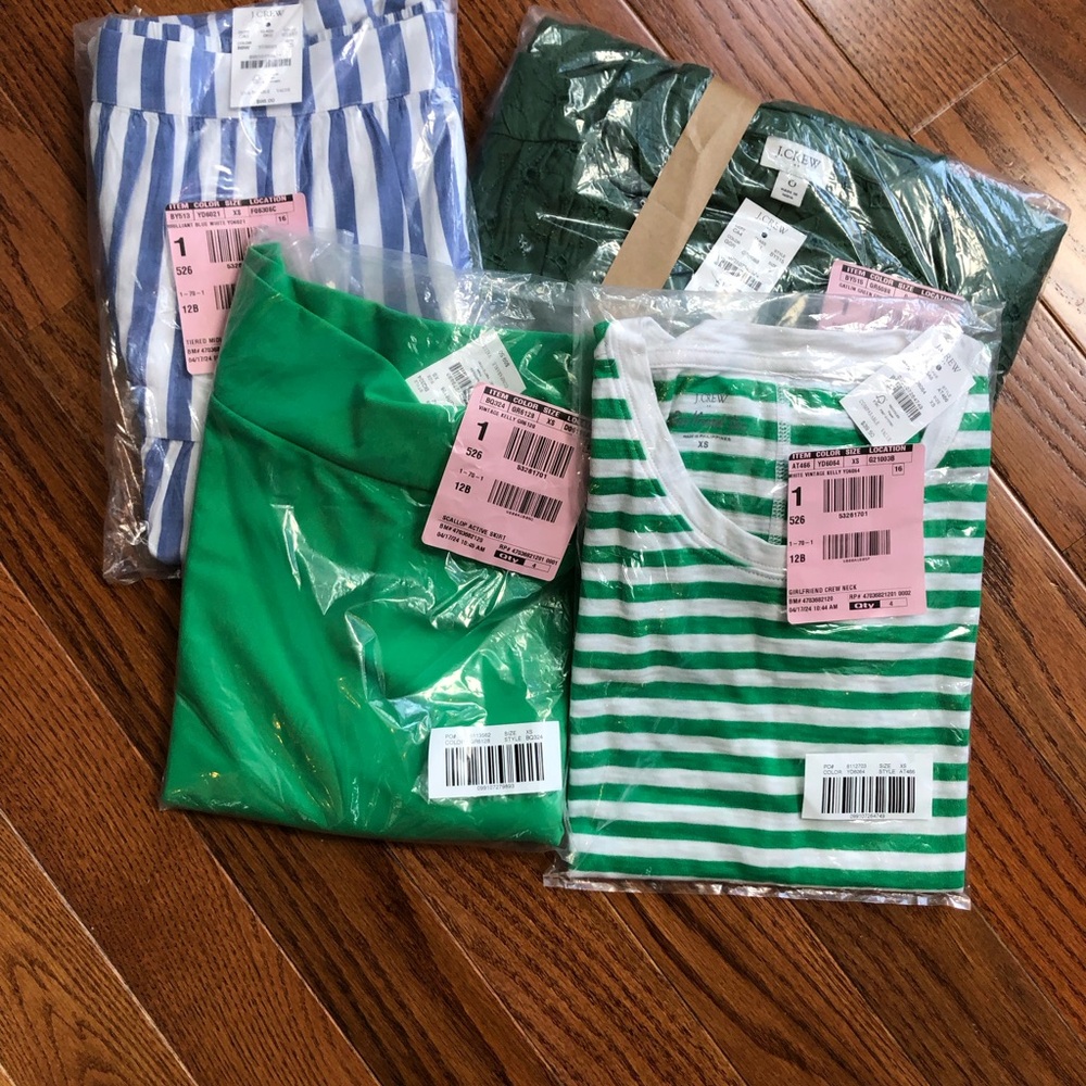 J Crew lot size 0 and XS! Four items all BNWT worth retail value of $225!